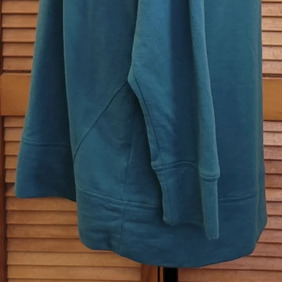 EUC Avenue Knit Studio Sweatshirt Plus Size 14/16 - Picture 8 of 8